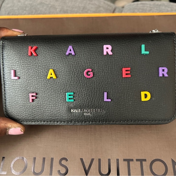 NWT KARL LAGERFELD PARISKosette Shoulder Bag   BLACK w color letters - Picture 5 of 13